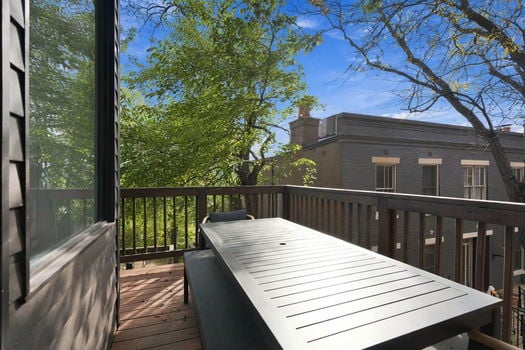 52-web-or-mls-531 Milton St-52
