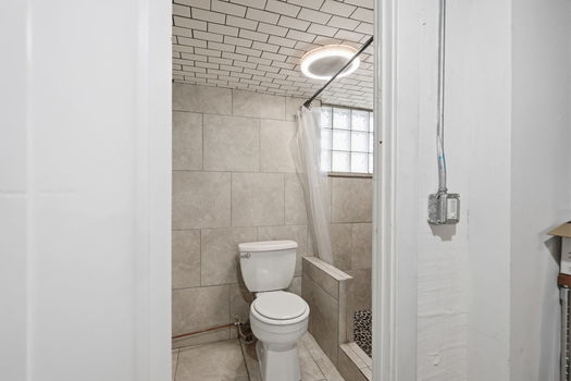 55-web-or-mls-4216 Tower Ave-55