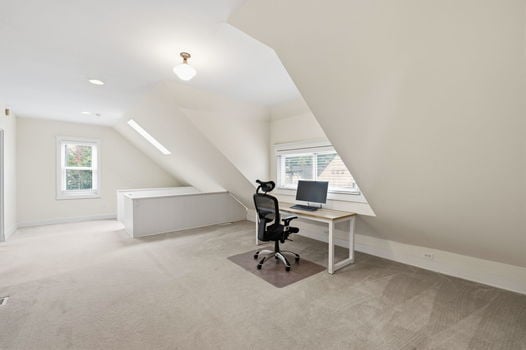 58-web-or-mls-4302 Floral Ave-58