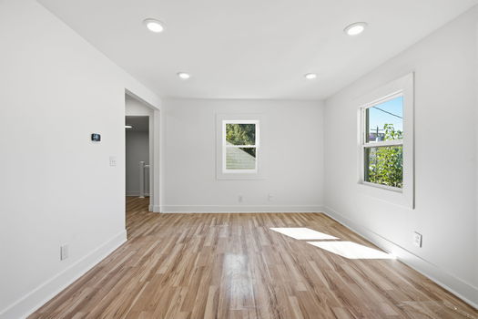 6-web-or-mls-6236 Stewart Rd-6