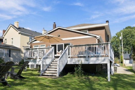 60-web-or-mls-35 Sterling Ave-60