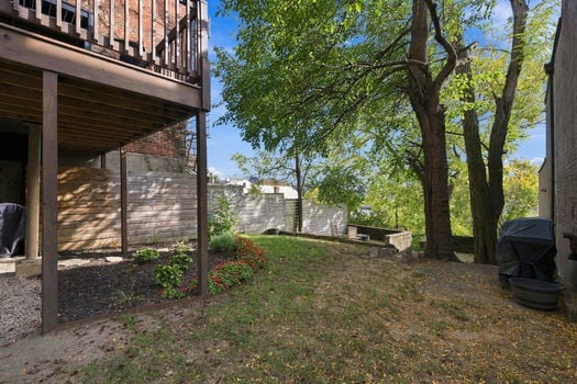 62-web-or-mls-531 Milton St-62