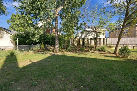 63-web-or-mls-4216 Tower Ave-63