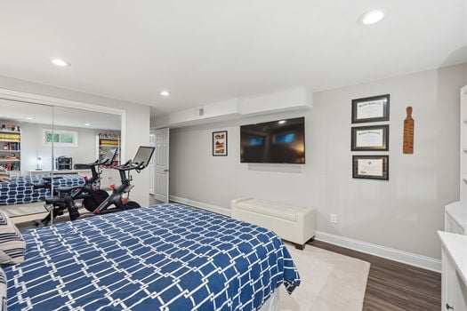 64-web-or-mls-5705 Charteroak Dr-64
