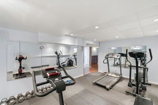 64-web-or-mls-8749 Charleston Woods Dr-65