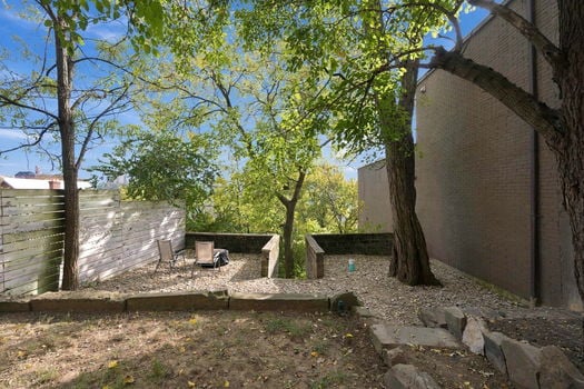 66-web-or-mls-531 Milton St-66