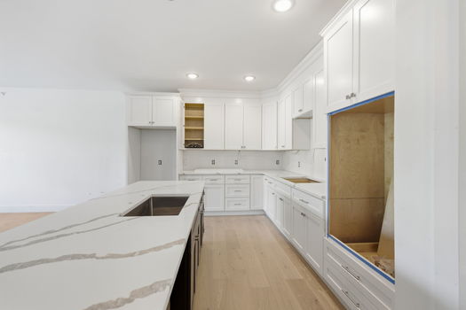 7-web-or-mls-739 Manhattan Blvd-7