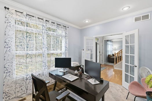 7-web-or-mls-8749 Charleston Woods Dr-8