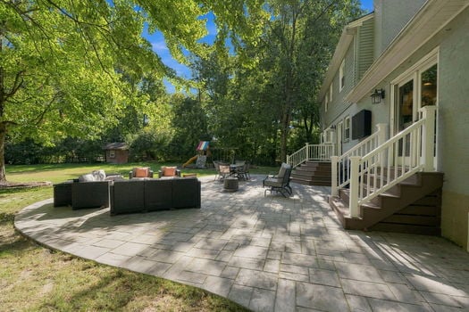70-web-or-mls-5705 Charteroak Dr-70