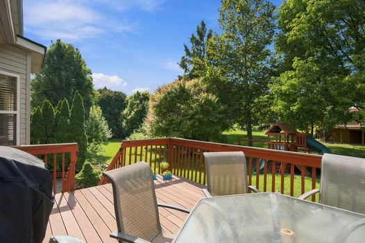 70-web-or-mls-8749 Charleston Woods Dr-71