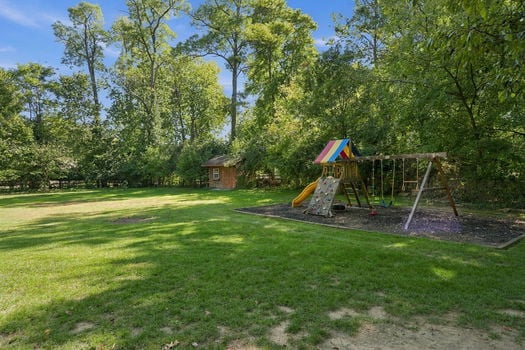 74-web-or-mls-5705 Charteroak Dr-74