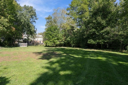 79-web-or-mls-5705 Charteroak Dr-79