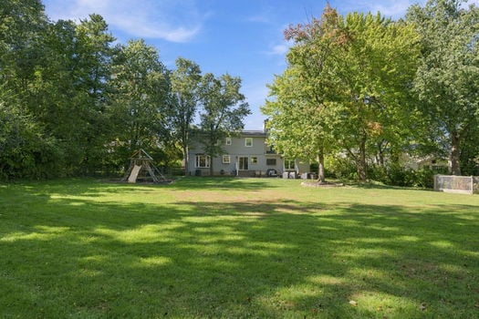 80-web-or-mls-5705 Charteroak Dr-80