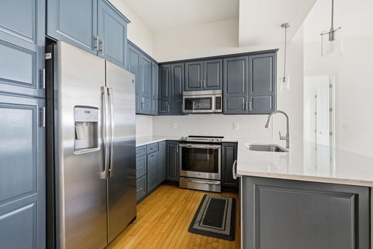 9-web-or-mls-1125 St Gregory St-9