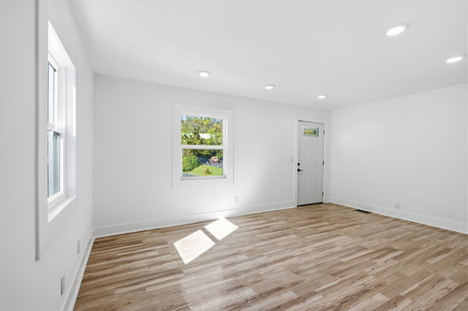 9-web-or-mls-6236 Stewart Rd-9