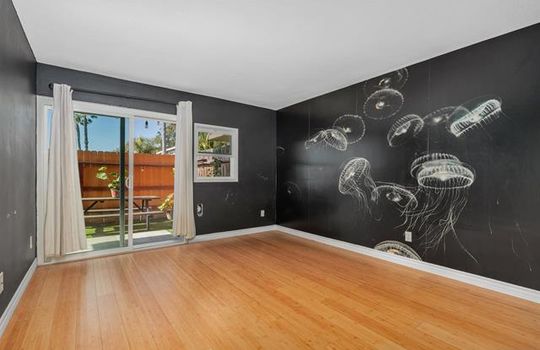 407 Requeza St E9 - bedroom