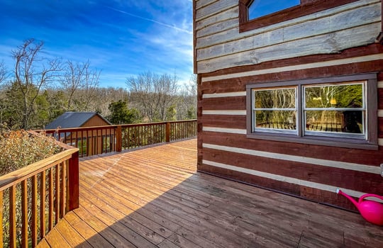 Log Cabin House and Land for Sale in Kentucky-146