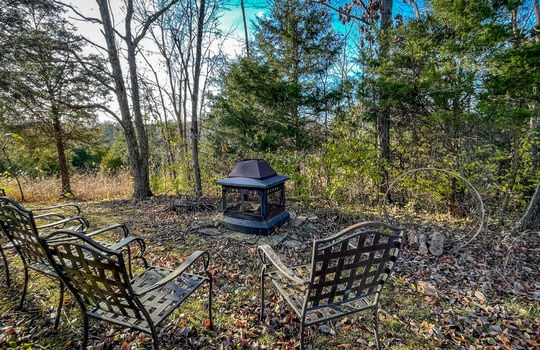 Log Cabin House and Land for Sale in Kentucky-158