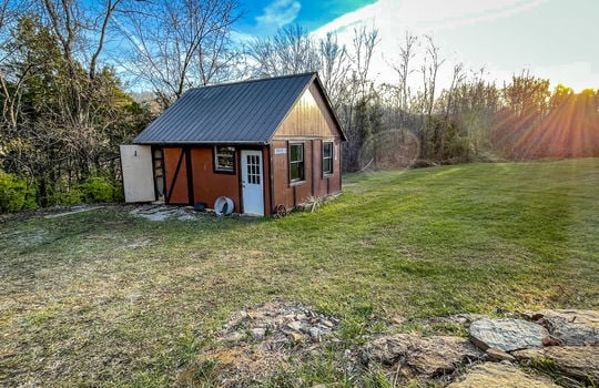 Log Cabin House and Land for Sale in Kentucky-164