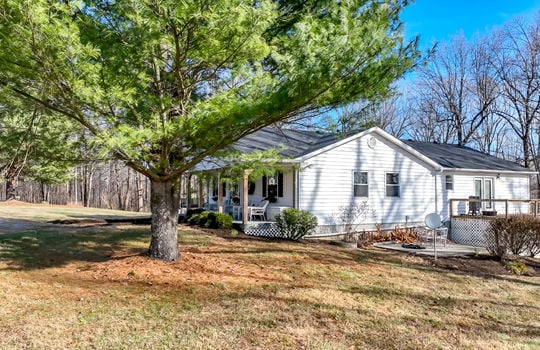 Small House, Big Land &#8211; homes for sale Kentucky Pond-009
