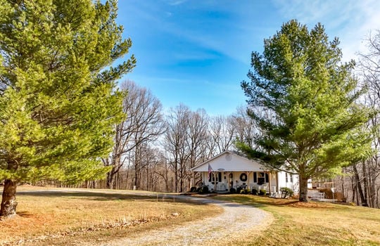 Small House, Big Land &#8211; homes for sale Kentucky Pond-021