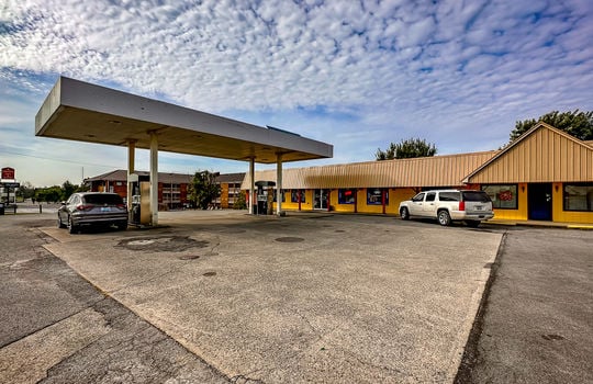 C Store Gas Station Convenience Store for sale Commercial Real Estate-208