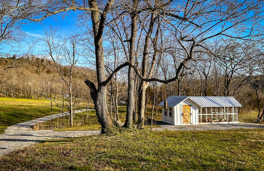 Secluded river front farm with climbing access &#8211;028