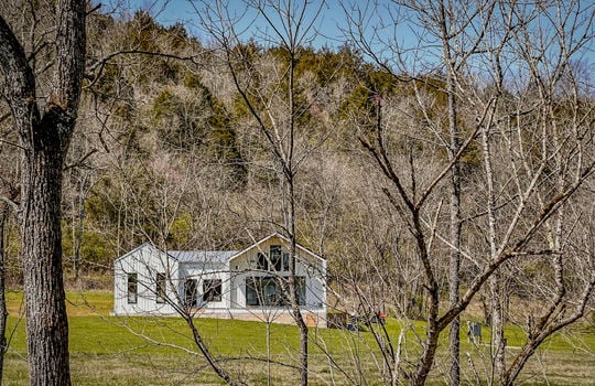 Secluded river front farm with climbing access &#8211;207