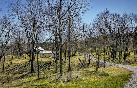 Secluded river front farm with climbing access &#8211;216