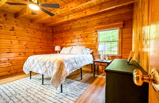 Danville Kentucky log cabin for sale-087