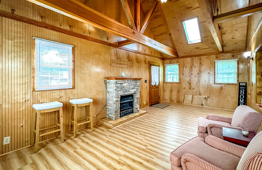 Danville Kentucky log cabin for sale-098