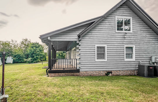 Danville Kentucky log cabin for sale-112
