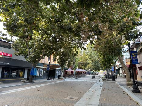 downtown-sunnyvale-murphy-ave-street