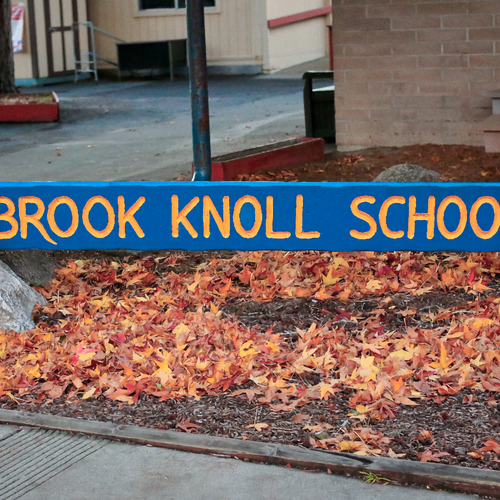 Brook Knoll Elementary School