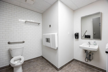 22-print-9401-franklin-ave-206