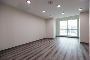 4-print-9401-franklin-ave-206