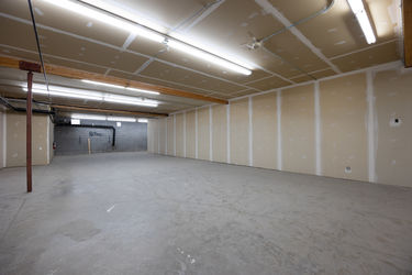 7-print-9401-franklin-ave-100