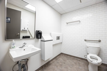 21-print-9401-franklin-ave-206