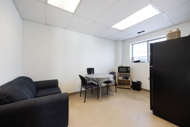 18-web-or-mls-290-maclennan-crescent