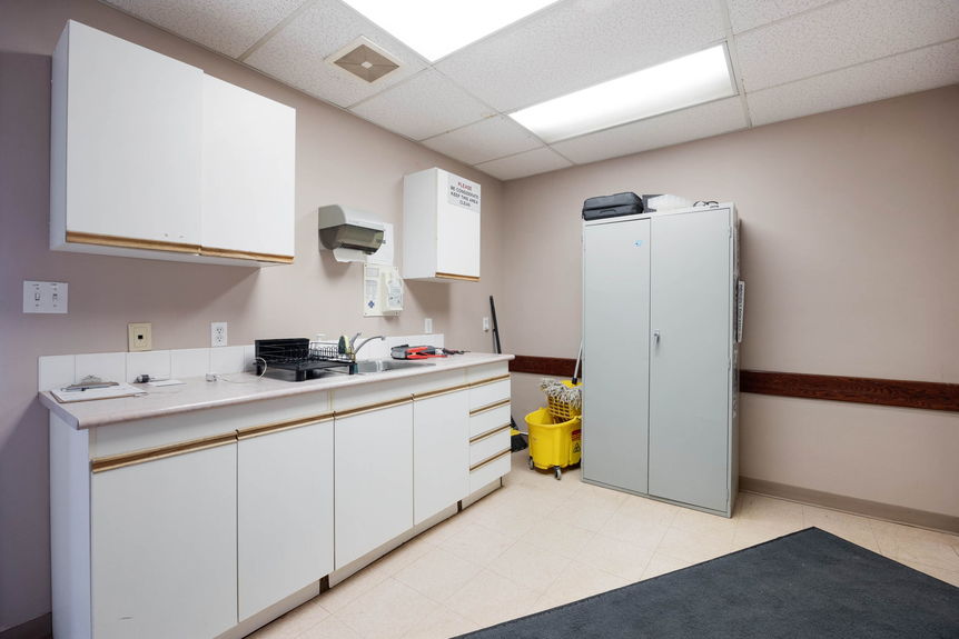 24-web-or-mls-290-maclennan-crescent
