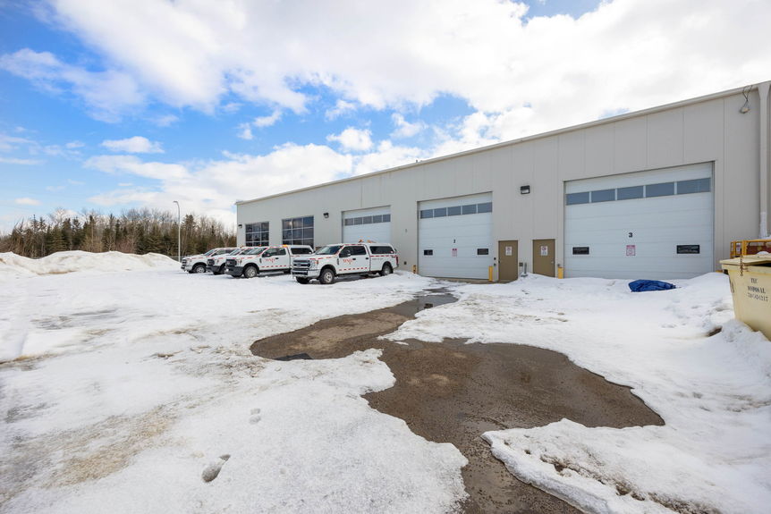 42-web-or-mls-189-mackenzie-blvd