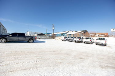 6-web-or-mls-290-maclennan-crescent