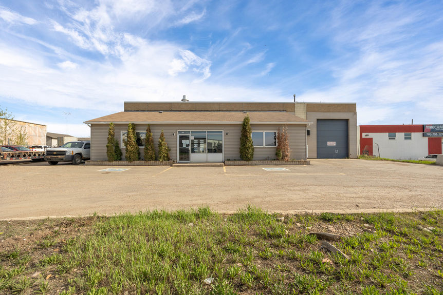2-print-145-macdonald-crescent