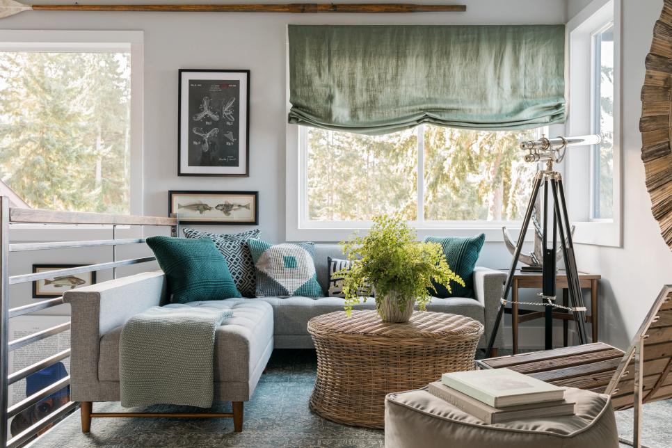2018-hgtv-dream-home-master-bedroom-lounge