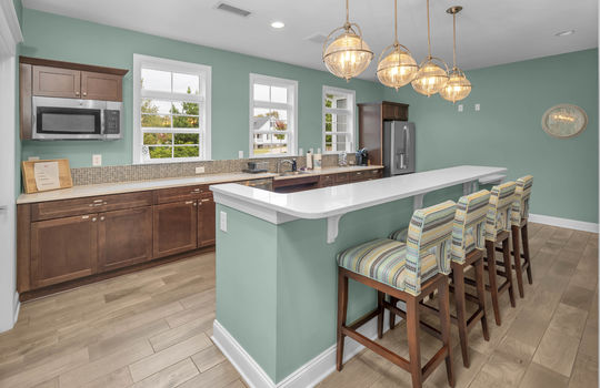 The Courtyards On Lake Norman Clubhouse Kitchen 2