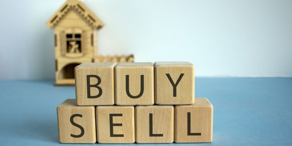 A How To Guide To Sell & Buy a House At The Same Time in Texas