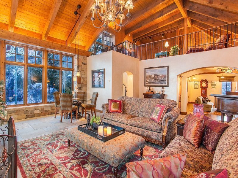 Living-Room_800x600_2120229