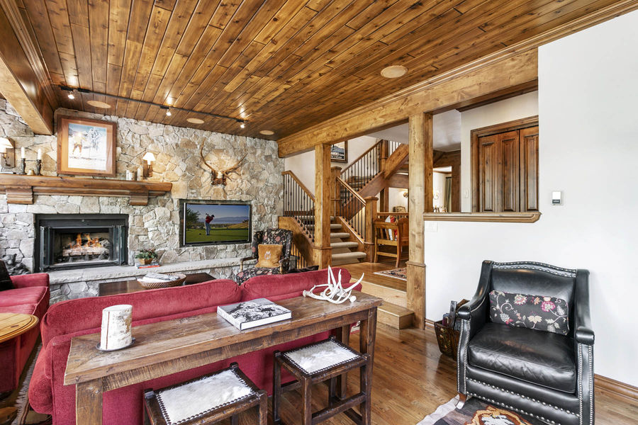 1592 Golf Terrace 57-011