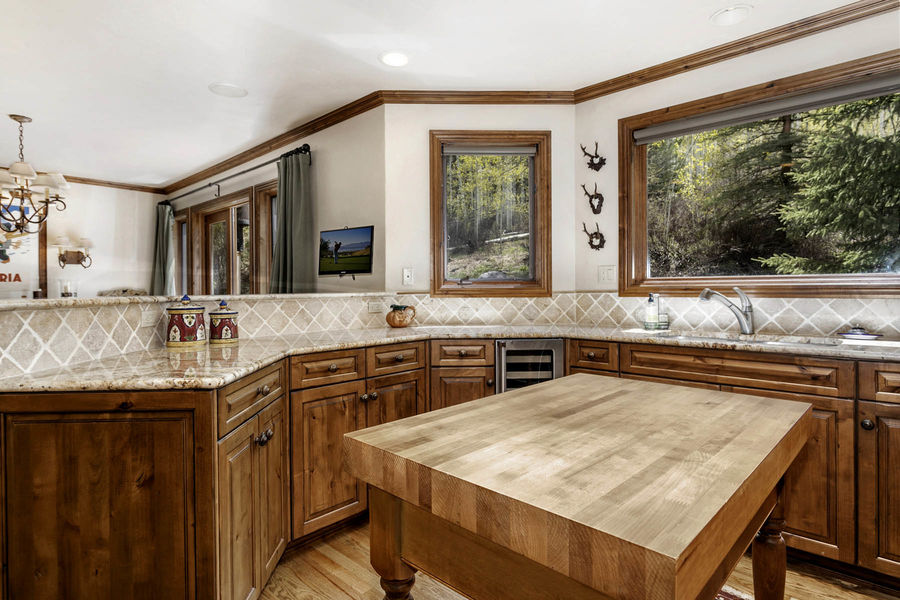 1592 Golf Terrace 57-024