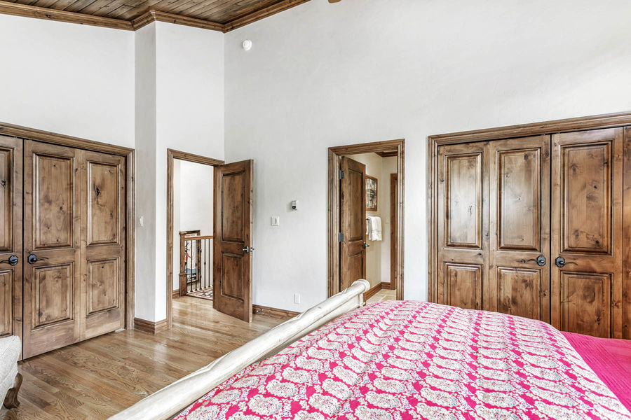 1592 Golf Terrace 57-028